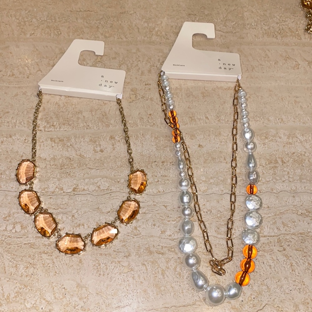 Two necklace bundle NWT soft rose gold stones, and Pearl with amber color